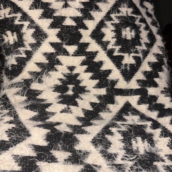 Accessories - Black and cream aztec infinity wool blend, super soft and cozy and warm